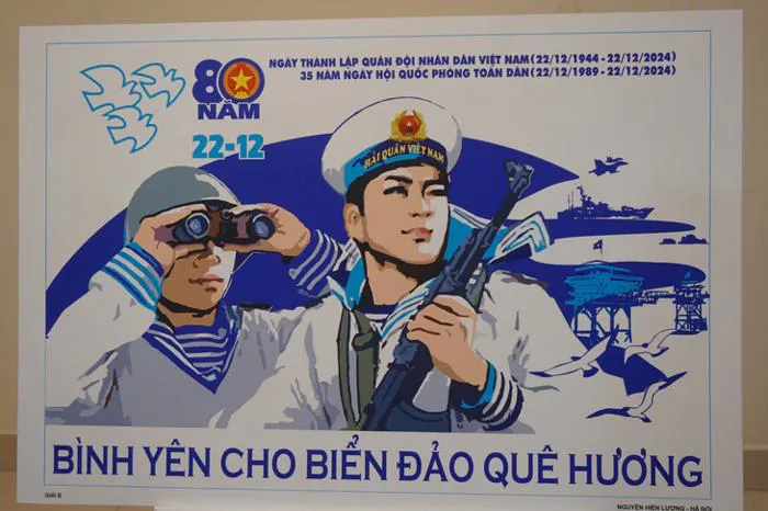 Bé 10 tuổi thi vẽ tranh cổ động kỷ niệm 80 năm thành lập Quân đội nhân dân  - Tuổi Trẻ Online
