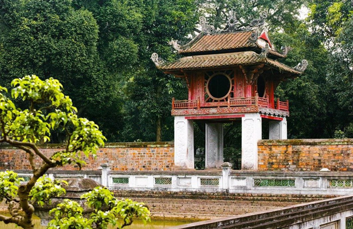 Sưu tầm tranh ảnh, thông tin về các di tích lịch sử, văn hóa hoặc cảnh quan