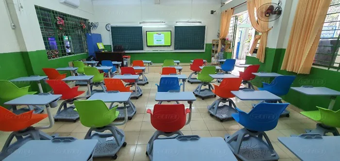 Làm mới không gian lớp học bằng cách thay đổi các sắp xếp bàn ghế | Sao Mai  Education Group
