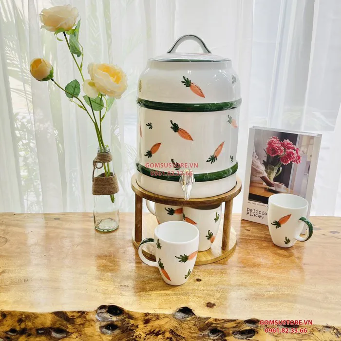 Bình Nước Dáng Trụ, Bộ Bình Đựng Nước Hoạ Tiết Vẽ Tay Cà Rốt Cốc Tròn Decor  Dễ Thương Cốc Uống Nước Sứ Bát Tràng