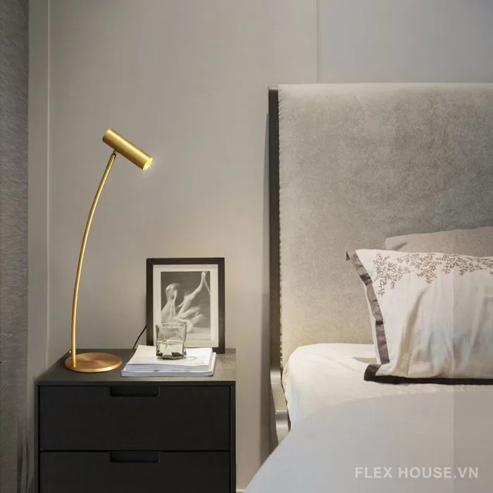 Đèn bàn bằng đồng tối giản decor bàn học FLM792 | Flexhouse VN