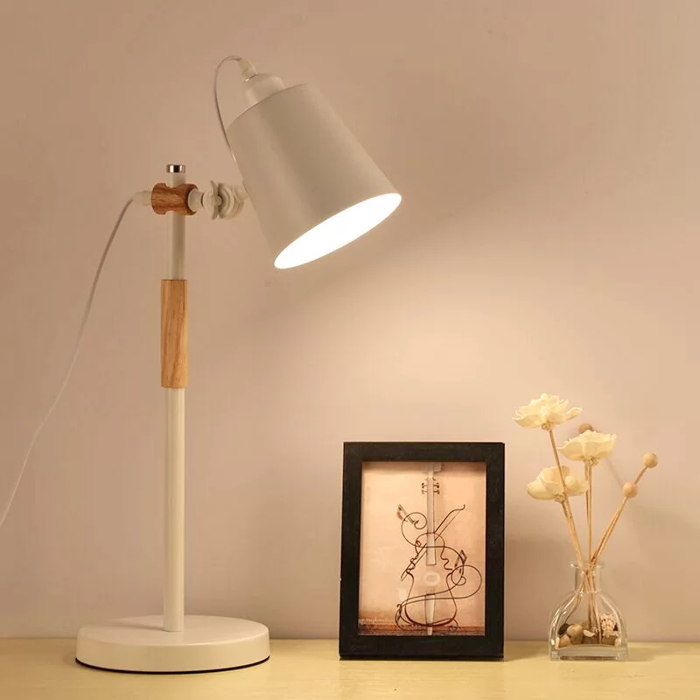 Đèn trang trí bàn làm việc Decor kiểu dáng Châu Âu