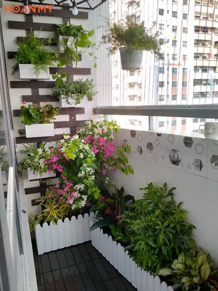 30 Mẫu Trang Trí Ban Công Đẹp & Bảng Giá Vật Liệu 09/2026