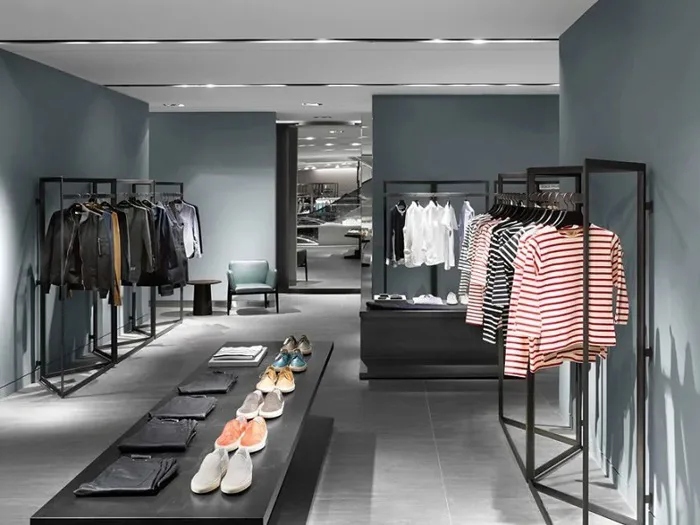 Một vài tuyệt chiêu decor shop quần áo thu hút hơn