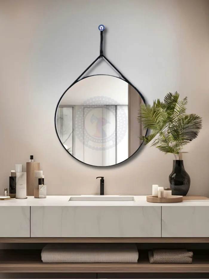 Gương decor tròn dây da treo phòng tắm