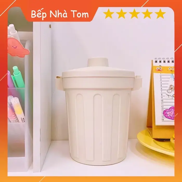 Thùng Rác Mini Để Bàn Học Làm Việc Có Nắp Đậy Thùng Rác Mini Màu Mặc Định -  Lazada | Lazada Việt Nam