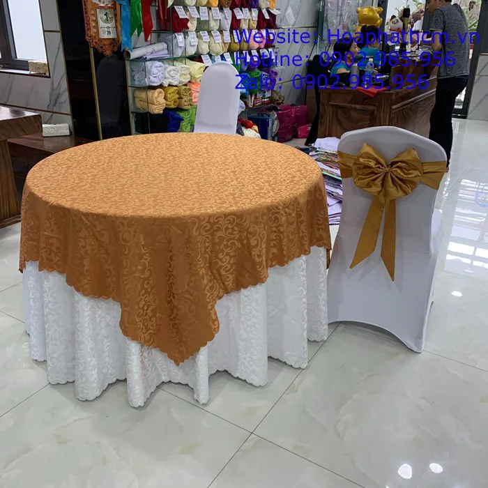 KHĂN BÀN TRÒN NHÀ HÀNG