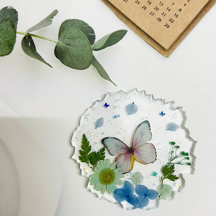 Lót Ly Hoa Khô Resin Trong Suốt Handmade – Lót Cốc Trang Trí Bàn Làm Việc,  Quà Tặng Decor Vintage Nhỏ Xinh