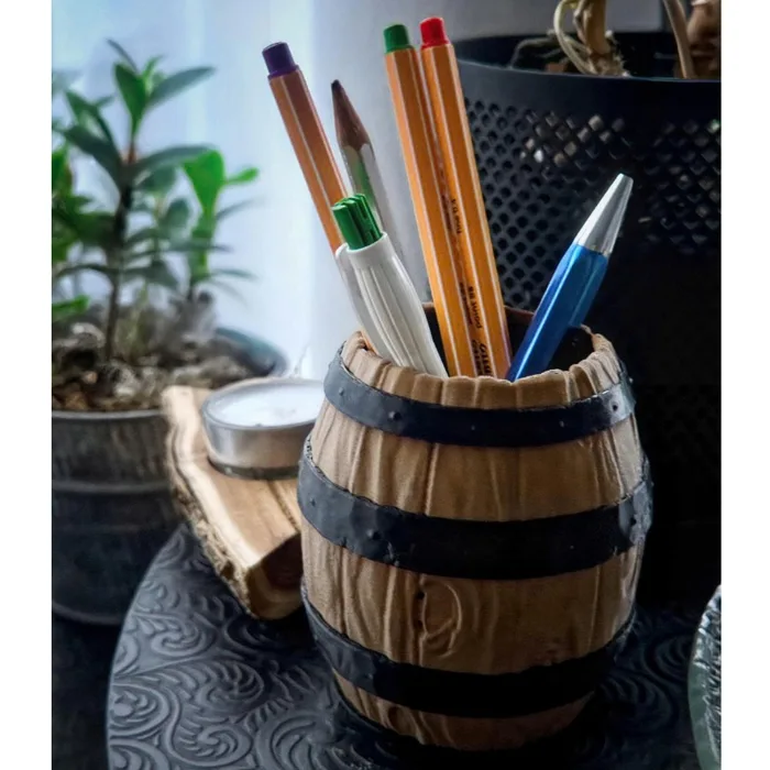 Ống cắm bút, hộp đựng bút, kệ để bút, đồ trang trí bàn học, văn phòng phẩm  deco, để bàn học, thiết kế đơn giản