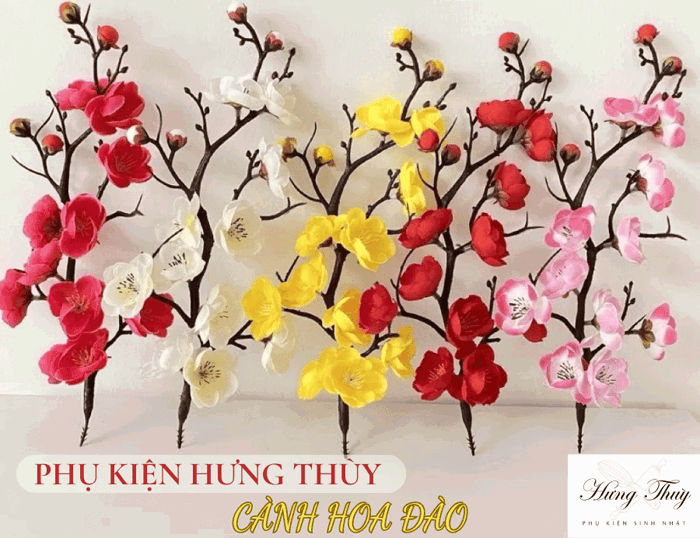 Phụ kiện decor Tết siêu hot: Cành hoa đào