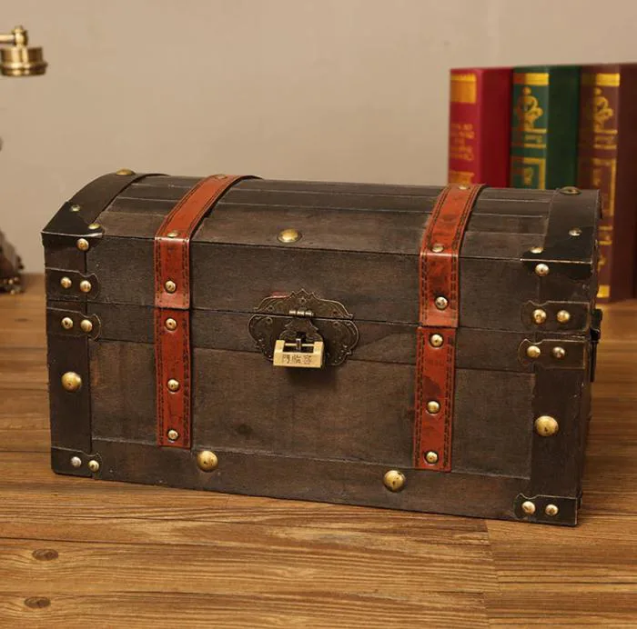 Rương gỗ vintage phụ kiện decor trang trí chụp ảnh quay film Craft & More  Vietnam | vietgiftcenter.com