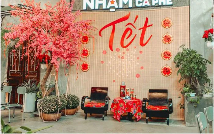 Tổng hợp 17+ ý tưởng trang trí tết quán cafe đẹp cực hút khách