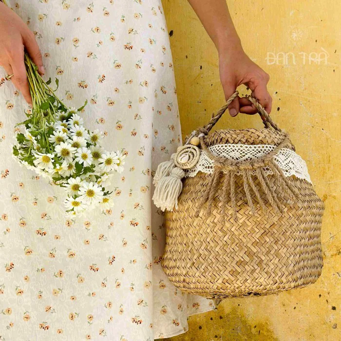 Túi cói có quai trang trí, giỏ cói thời trang vintage