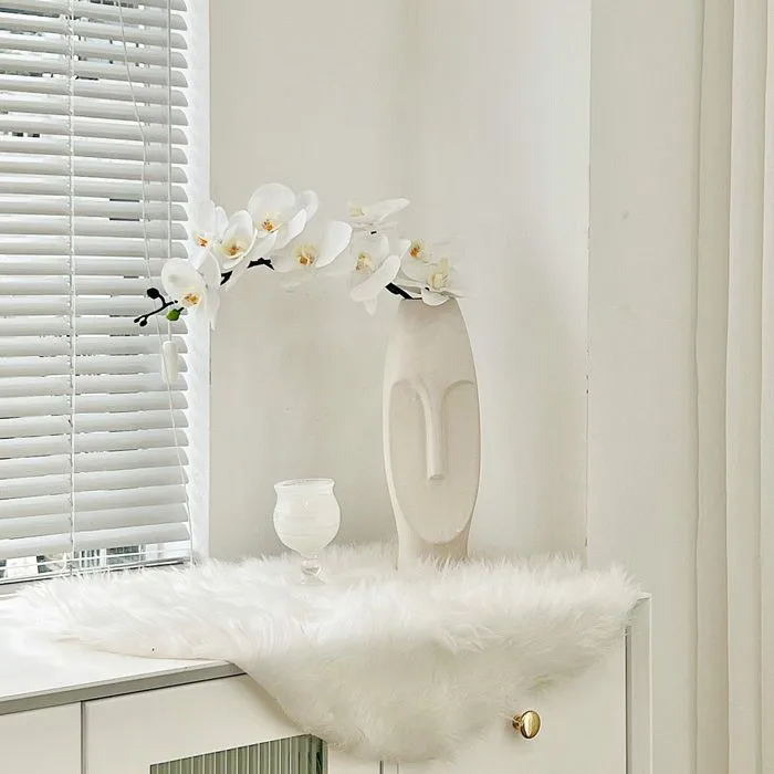 Tượng gốm sứ decor hình mặt người trang trí nhà màu trắng DS007 - L.art