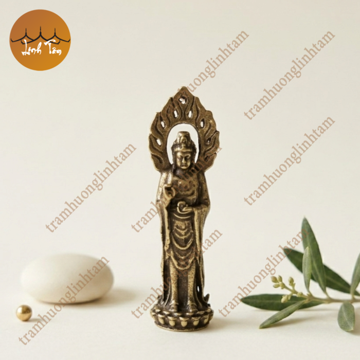 Tượng Đồng Quan Âm Mini Toả Hào Quang Decor Không Gian Thiền Tĩnh Phong  Thuỷ | Lazada Việt Nam